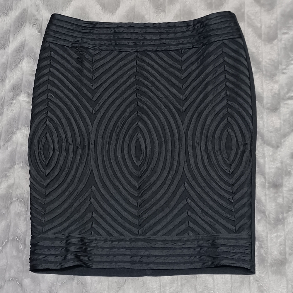 Lucy Paris Womens Size M Black Textured Polyester Blend Pencil Skirt NWT